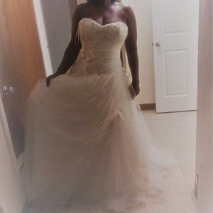 beautiful wedding dress